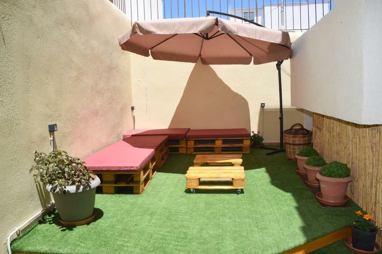 Little Yard Studios & Apartments #5 Budget Studio Naxos City Екстер'єр фото